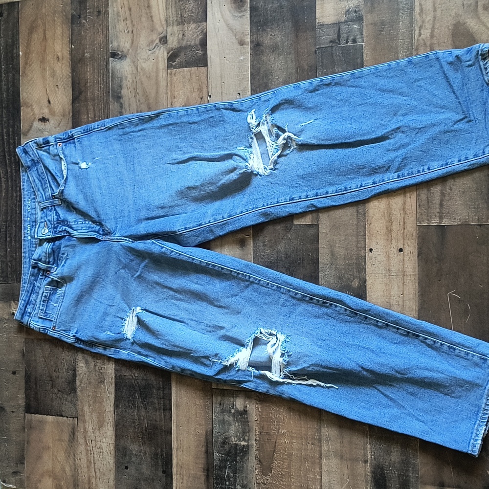Old Navy High Rise O.G. Loose Straight Leg Distressed Light Wash Jeans Sz 10 Wom - Picture 14 of 14